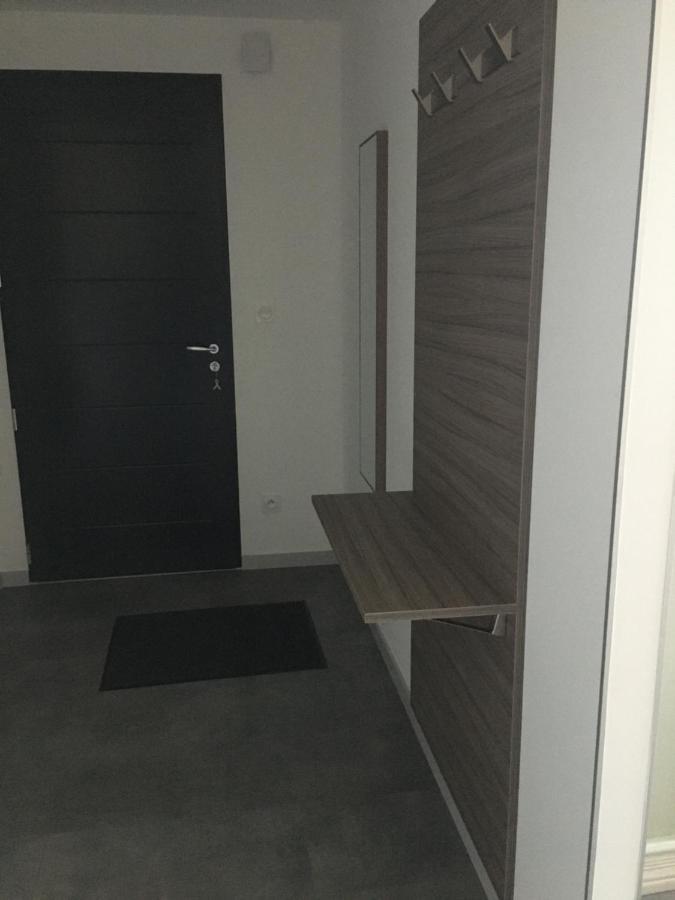 Appartement T2 indépendant dans maison Pugny-Chatenod Extérieur photo
