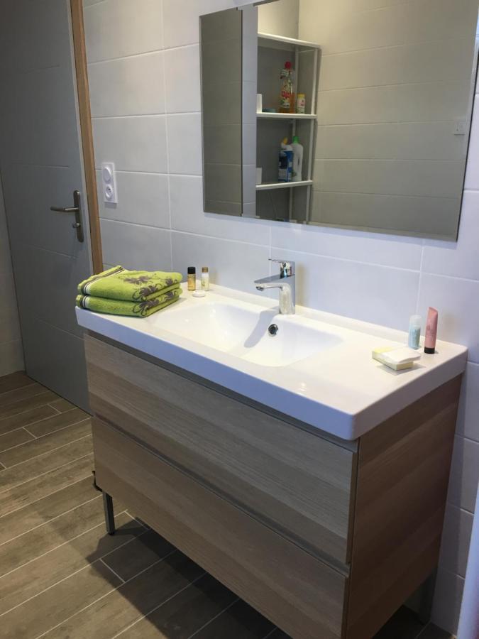 Appartement T2 indépendant dans maison Pugny-Chatenod Extérieur photo