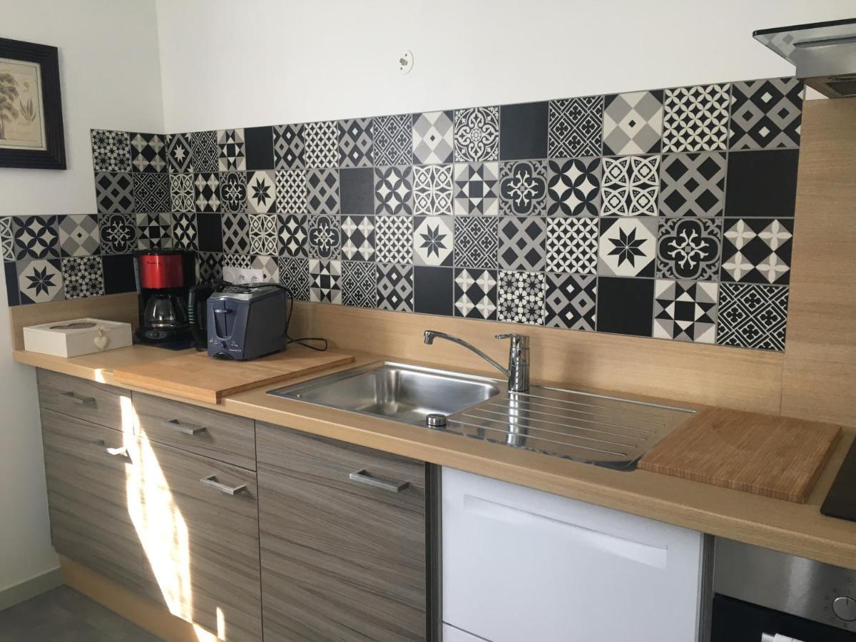 Appartement T2 indépendant dans maison Pugny-Chatenod Extérieur photo