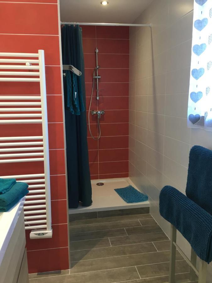 Appartement T2 indépendant dans maison Pugny-Chatenod Extérieur photo